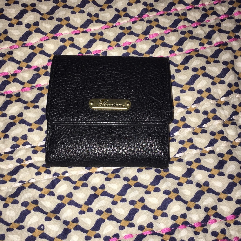 Simple black wallet. Never used